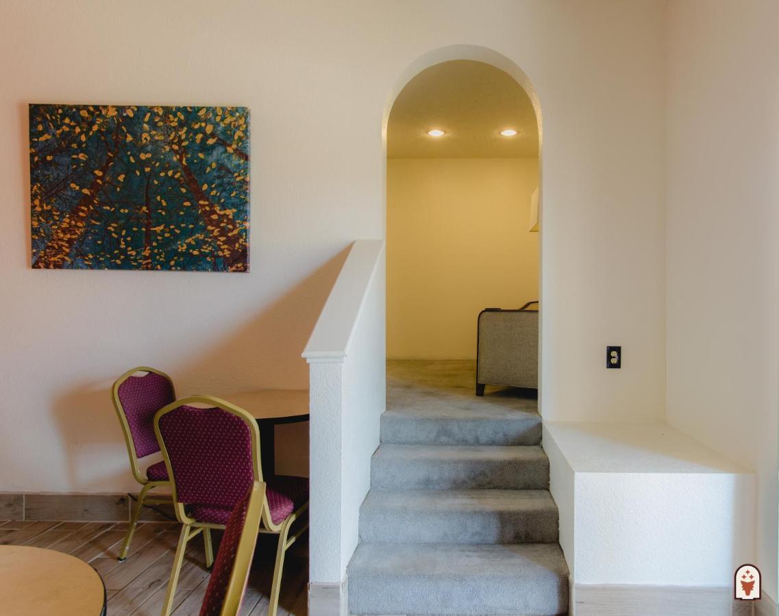 Hotel Coyote South
