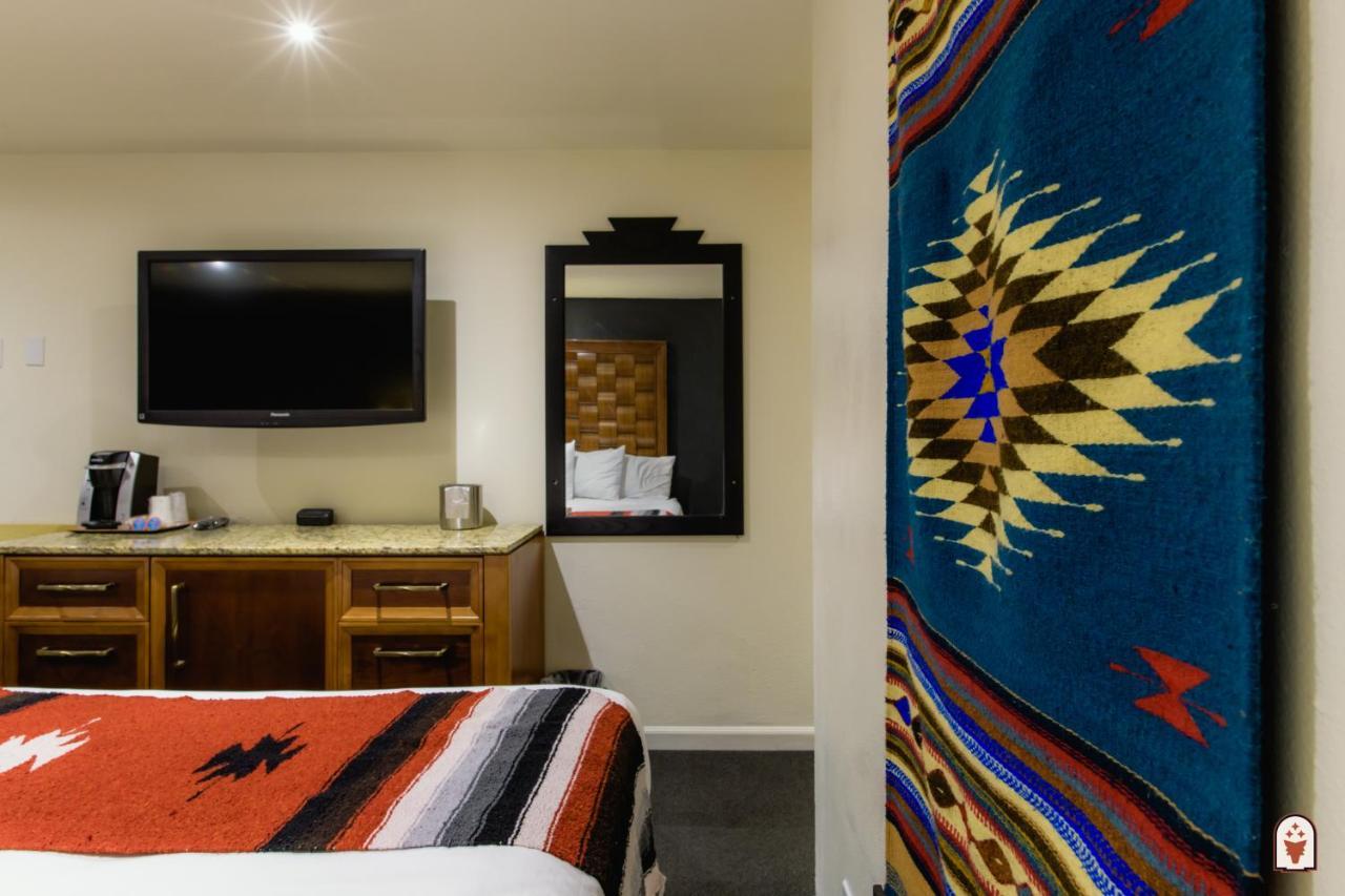 Coyote South 3*